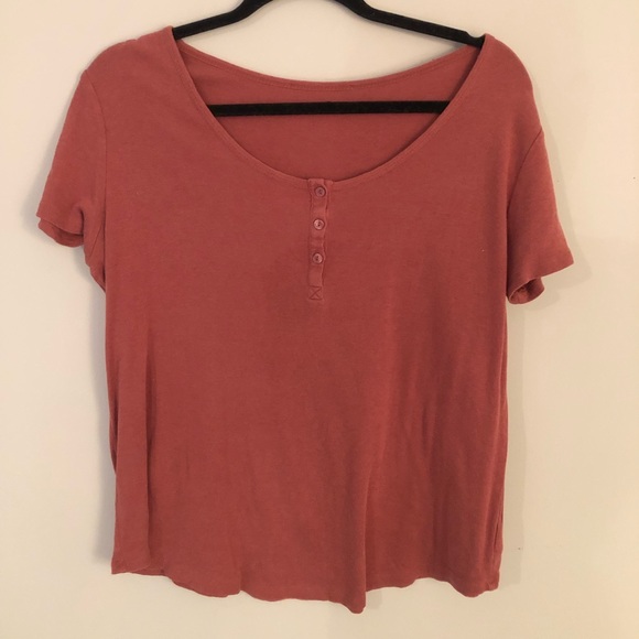 Basic Tee - Picture 1 of 4